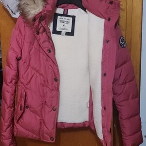 Abercrombie and Fitch WHO A.U. pink puffer jacket